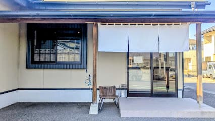 こむぎ屋